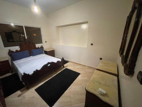 Postel nebo postele na pokoji v ubytování Large Villa Pool And Garden on 5200 m