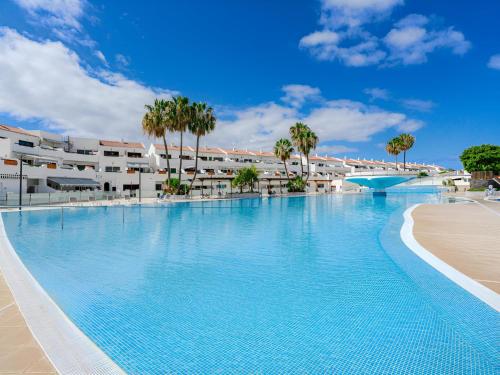 Costa Serena