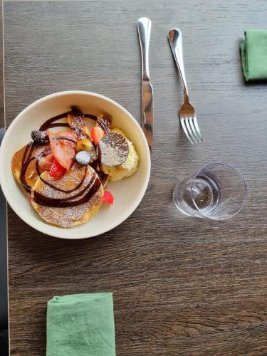 Mad på hotellet eller i nærheden