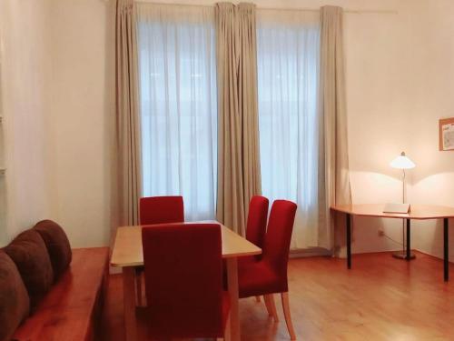 Apartment Vienna1090 by Interhome