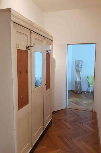 Apartment Vienna1090 by Interhome