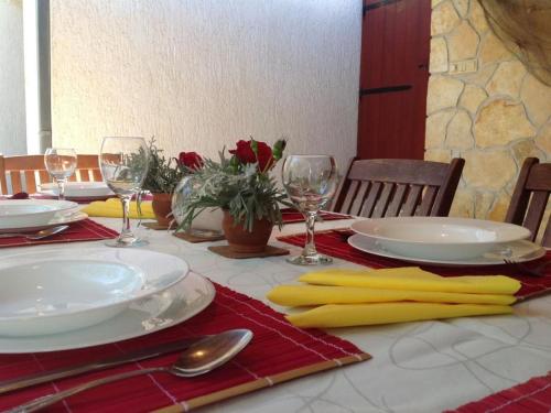 Holiday Home mit Garten- Grill und Terrasse by Interhome