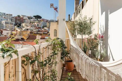 Bright Design Apartment with Spacious Balcony