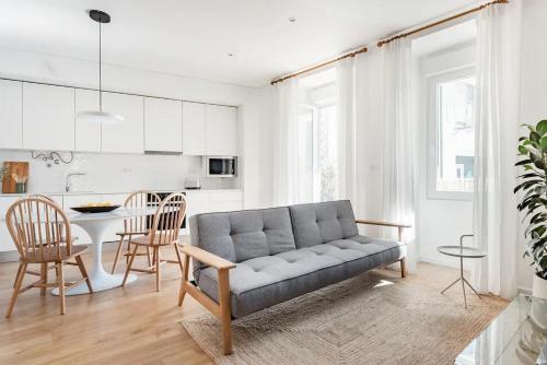 Bright Design Apartment with Spacious Balcony