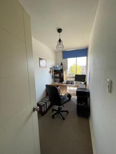 Μια τηλεόραση ή/και κέντρο ψυχαγωγίας στο Comfortable apartment for rent