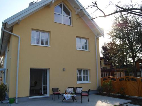 Apartment Florian 1 in Bezirk 21-Floridsdorf by Interhome