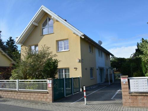 Apartment Florian 1 in Bezirk 21-Floridsdorf by Interhome