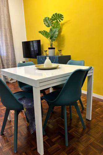 Apartment Elegante Wohnung by Interhome