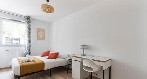 NOUVEAU ! Appartement 2 chambres, parking, proche tramway et métro, terrasse
