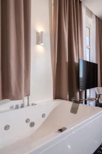 Skyline Boutique Hotel photo 65
