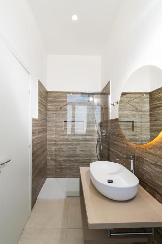 Skyline Boutique Hotel photo 145