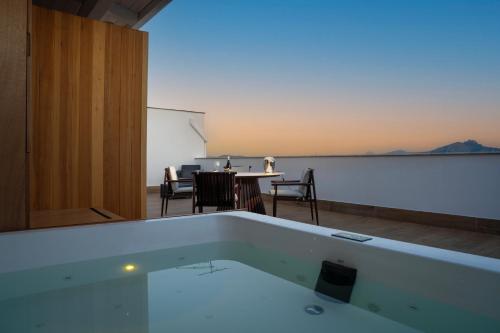 Skyline Boutique Hotel photo 172