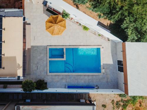 Swimmingpoolen hos eller tæt på Villamaria