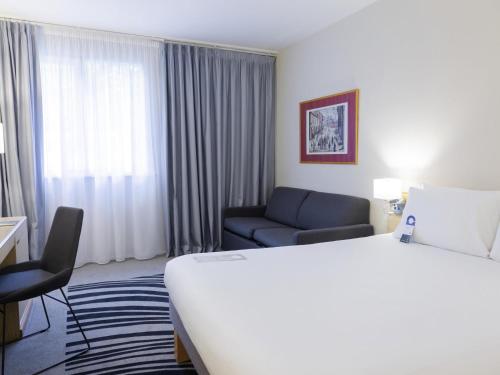 Posezení v ubytování Novotel Manchester West