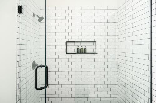 Koupelna v ubytování The Promissory Hotel