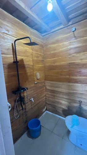 Et badeværelse på Quen'z Cabin