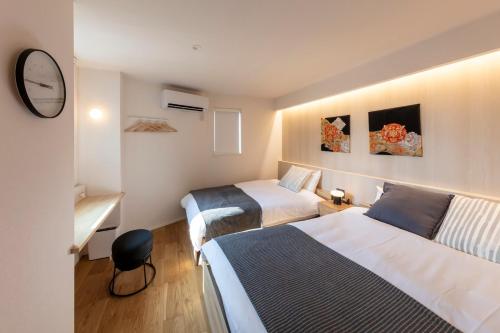 HoursHouse Elara Hotel