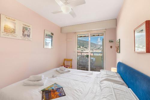 Open View In Center Menton - Happy Rentals