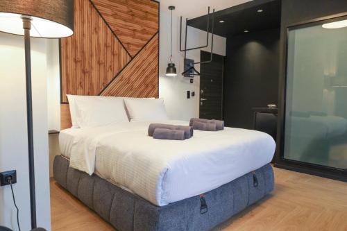 Studios 21 SKG