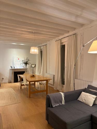 Apartamento minimalista en el corazón de Bilbao