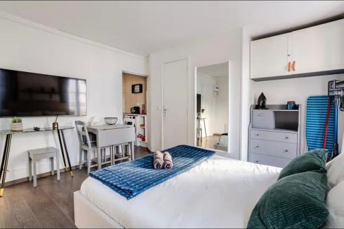 Studio type chambre d'hôtel - Proche Gare de Lyon
