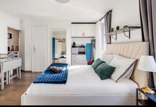 Studio type chambre d'hôtel - Proche Gare de Lyon