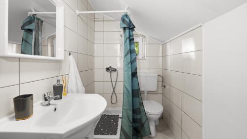 Koupelna v ubytování Holiday Home San by Villas Guide