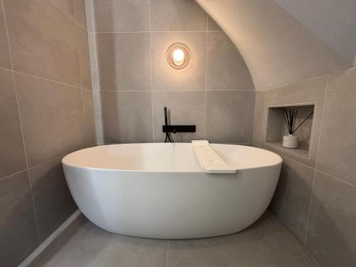 Koupelna v ubytování Near Amsterdam and airport, 90m2, privacy!