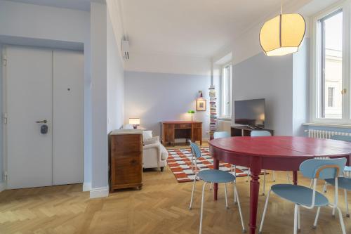 Roma Vincoli Charming Apartment