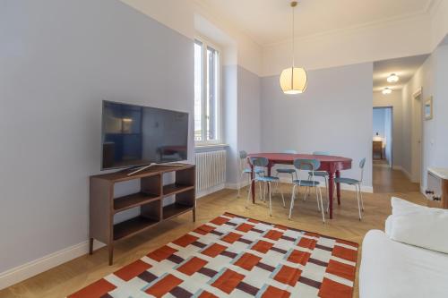 Roma Vincoli Charming Apartment