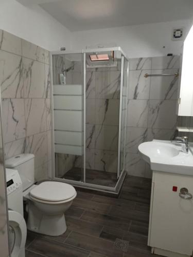 Et badeværelse på Το σπίτι της Δήμητρας