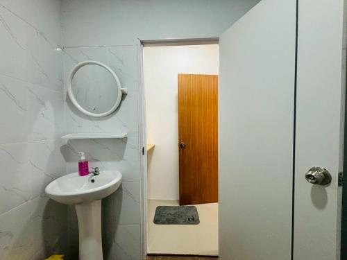 Phòng tắm tại Rose Park Resort