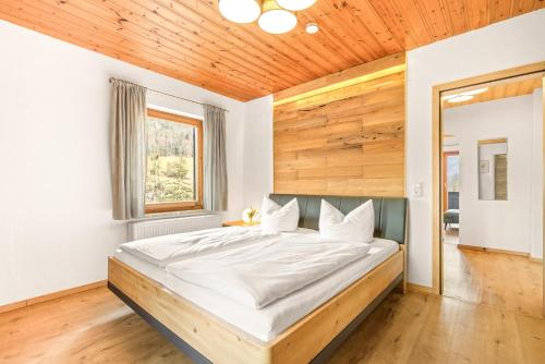 En eller flere senge i et værelse på Haus Marienblick