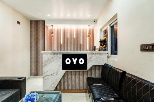 Posezení v ubytování Hotel O Urban Suits