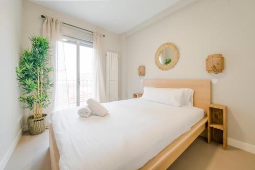 Smart apt para 6 en Adrian Pulido con parking