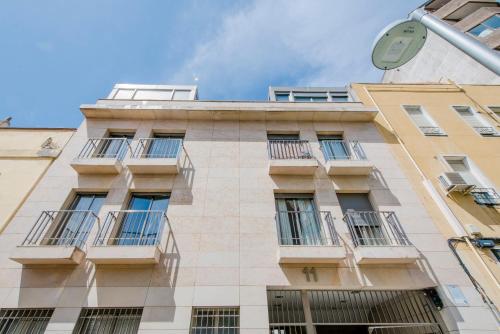 Smart apt para 6 en Adrian Pulido con parking