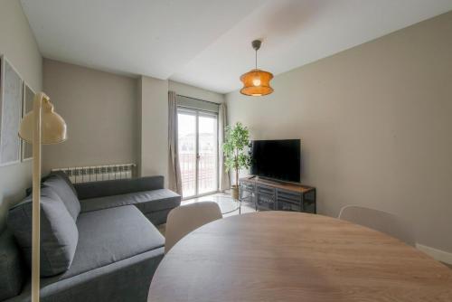 Smart apt para 6 en Adrian Pulido con parking