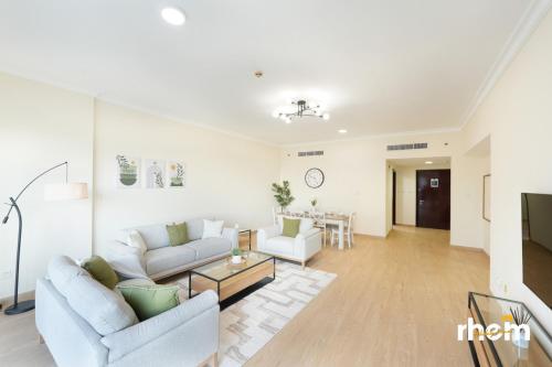 Brand New 2-BR Panoramic View - Near Marina & JBR