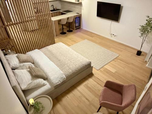 Baker House Apartments - Free Underground Parking