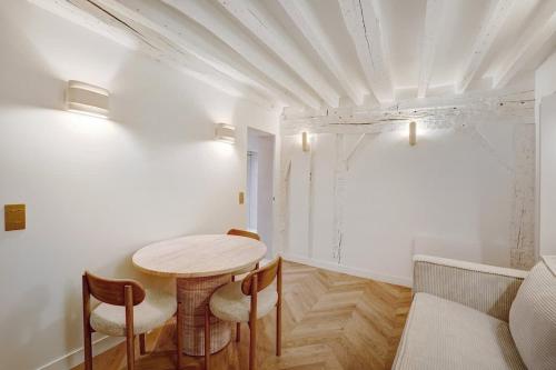 Marais studio in city center