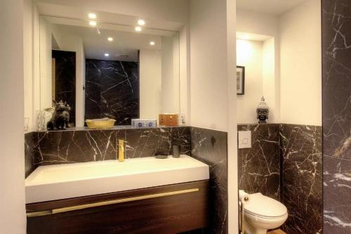 Et badeværelse på Grande terrasse face à la mer - Casa di Virginie