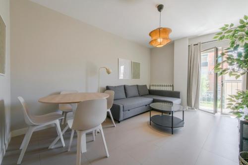 Urban apt para 6 en Adrian Pulido con Parking