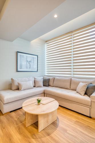 The Canopy Loft, A Curated 5-Star Experience