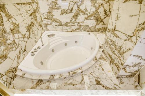 Fotografie z fotogalerie ubytování The Canopy Loft, A Curated 5-Star Experience v destinaci Mesochórion