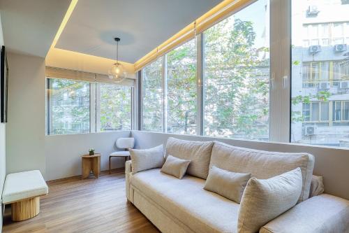 The Canopy Loft, A Curated 5-Star Experience