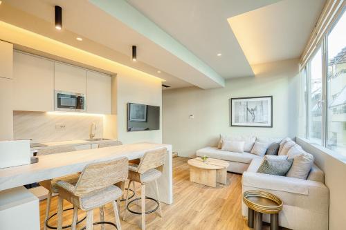 The Canopy Loft, A Curated 5-Star Experience