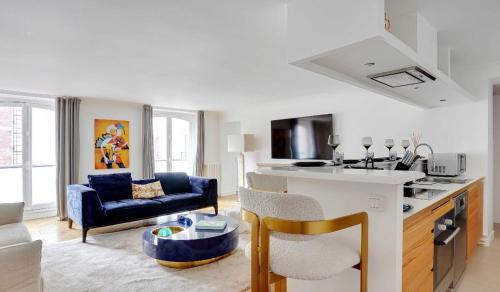Sublime appartement 6P Montaigne, Champs-Elysées