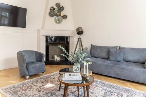 Kolonaki Chic Haven - A Downtown Retreat