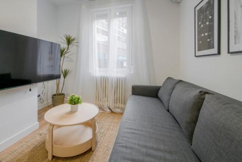 Retiro con parking para 4, vive la Latina