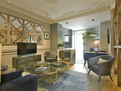 Apartment Arroios Brandneu by Interhome